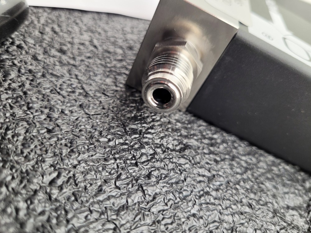 MKS 1179B03952CR14V Mass-Flo Mass Flow Controller 500 SCCM SiH4 Working Pull