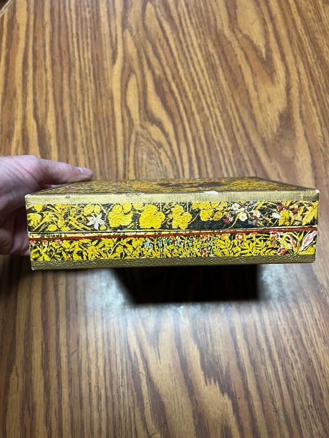 GOBELIN CHOCOLATES VINTAGE CANDY BOX, EMPTY- CAMBRIDGE, MASS.