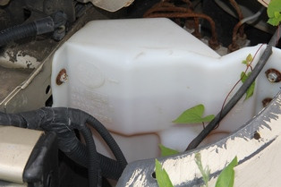 Transmission Control Left Hand Front Engine Compartment Fits 00 300M 72757