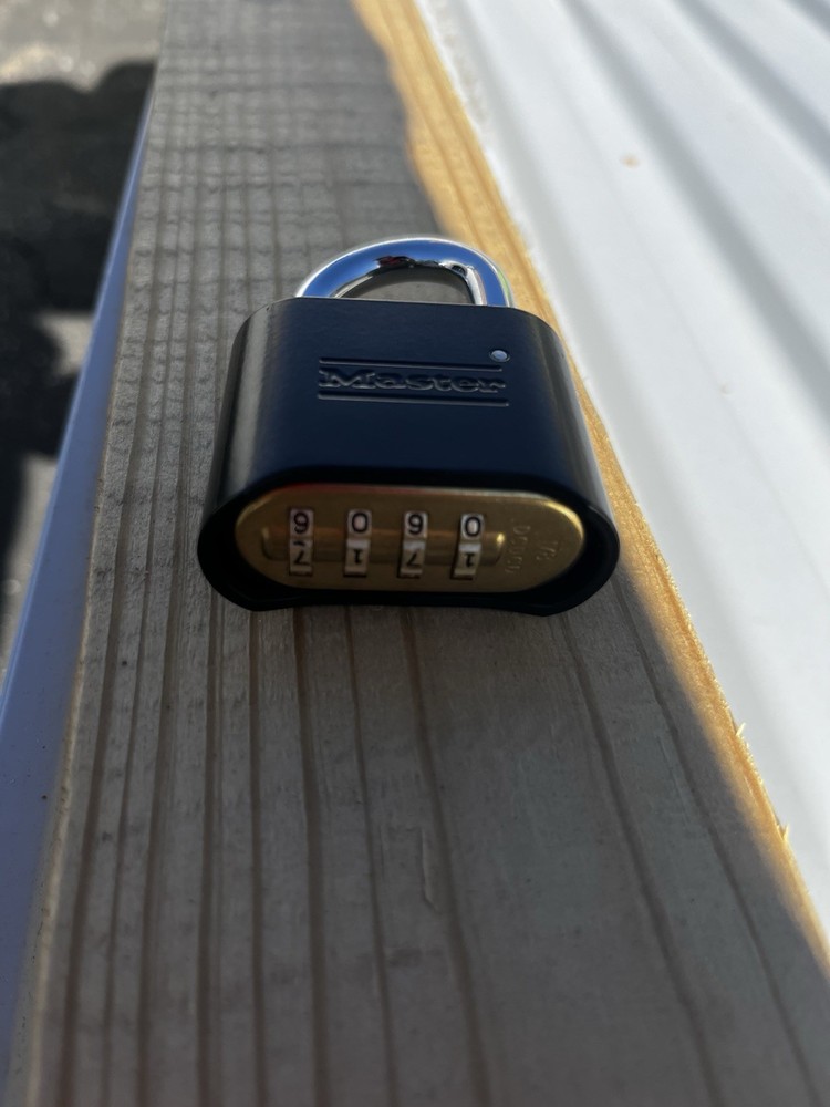 Master Locks 178D Combination Resetable Solid Body Padlock - Black