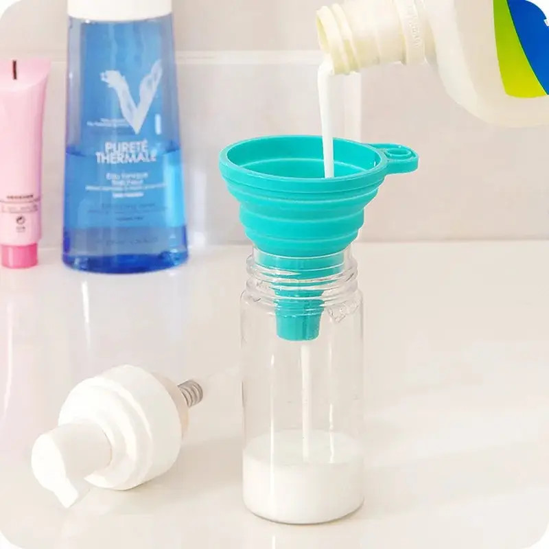 Portable 2pcs Silicone Funnels Collapsible Design Space Saver Kitchen Essentials