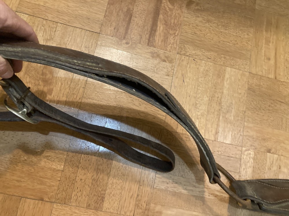 Roughout Leather Tripping Collar