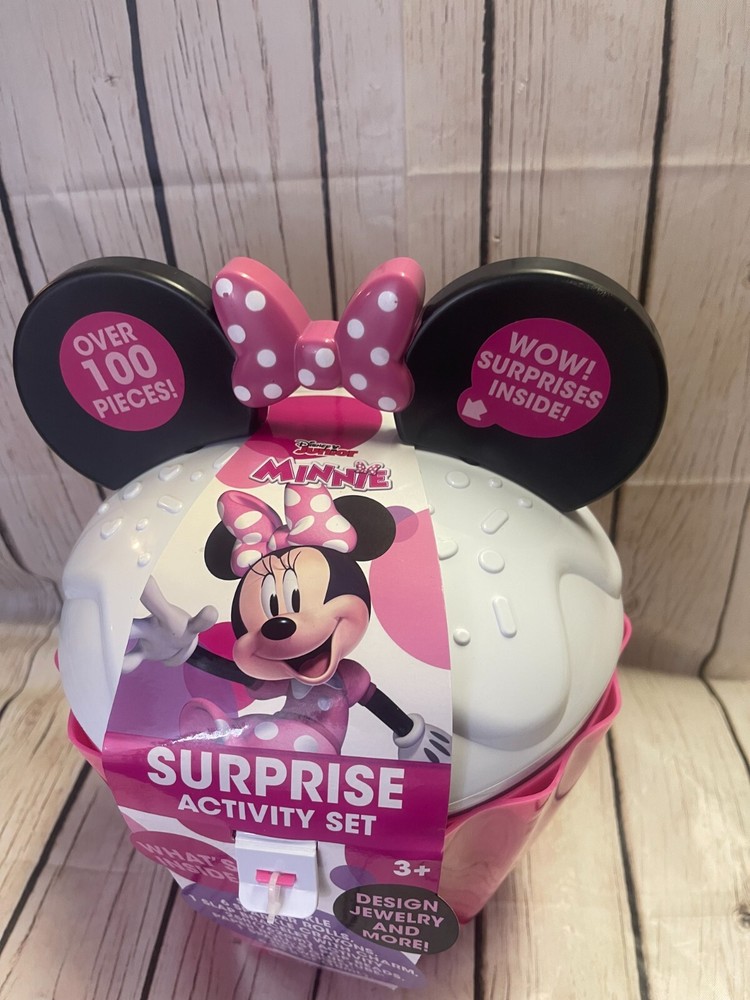 DISNEY JUNIOR MINNIE MOUSE SURPRISE ACTIVITY SET