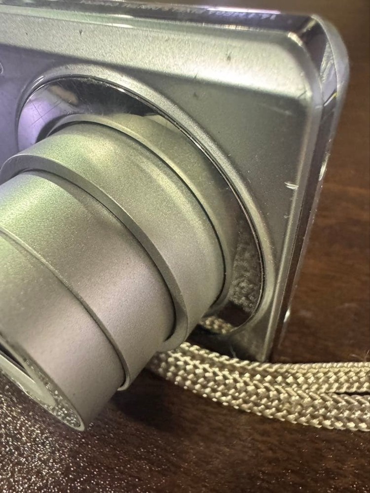 CASIO EXILIM EX-Z27 Digital Camera Silver Compact Model