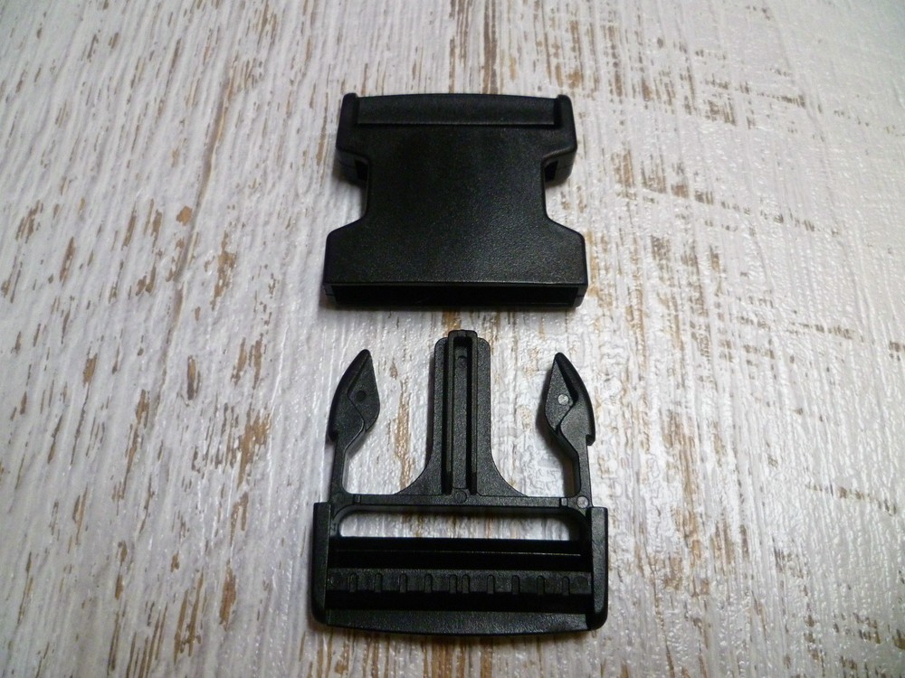 Quick Side Release Buckle Clips - 50mm - Black Plastic - 1 Backpack Bag Clip
