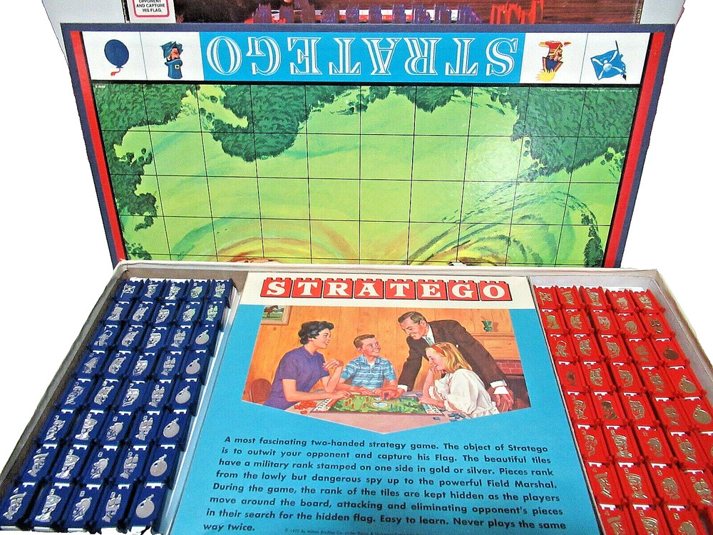Vintage Milton Bradley 1977 STRATEGO Board Game Complete!