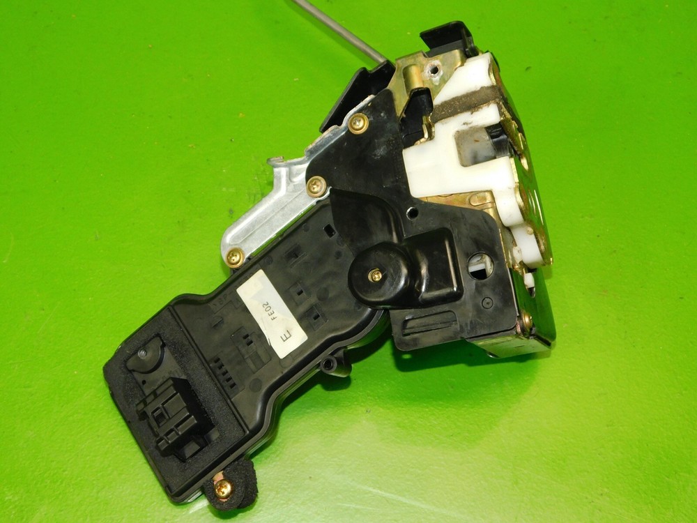 04-08 RX8 OEM passenger right front door lock actuator motor assembly complete