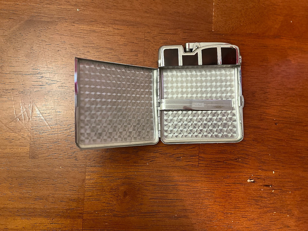 Vintage Ronson Ten-a-Case Cigarette Lighter