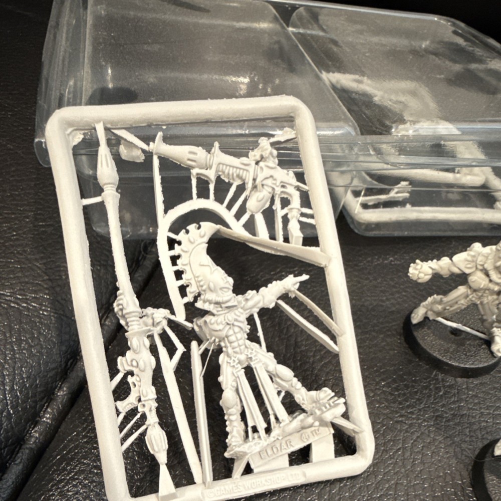 Games Workshop Eldar Warhammer 40k 10 Fire Dragons with Exarch OOP