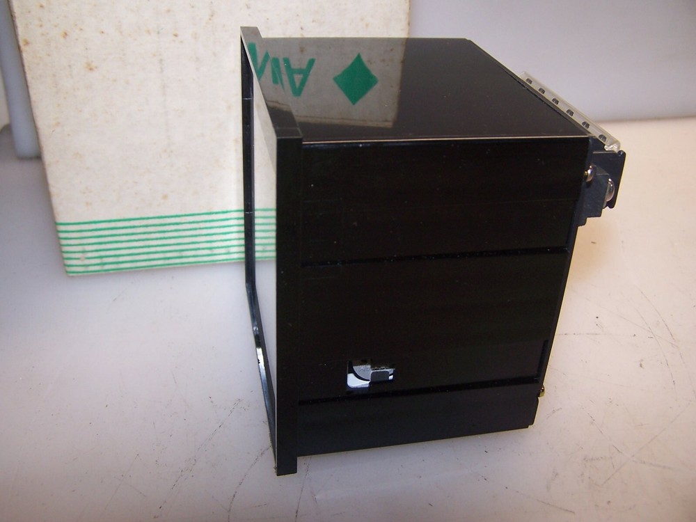 YOKOGAWA ELECTRONIC HYBRID PANEL METER 69VF0004