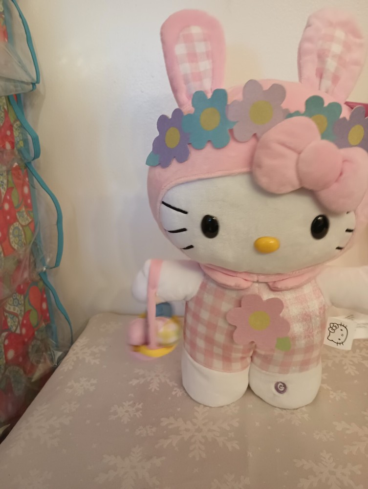 Hello Kitty Easter Animated Musical Side Stepper Greeter Set Of 2