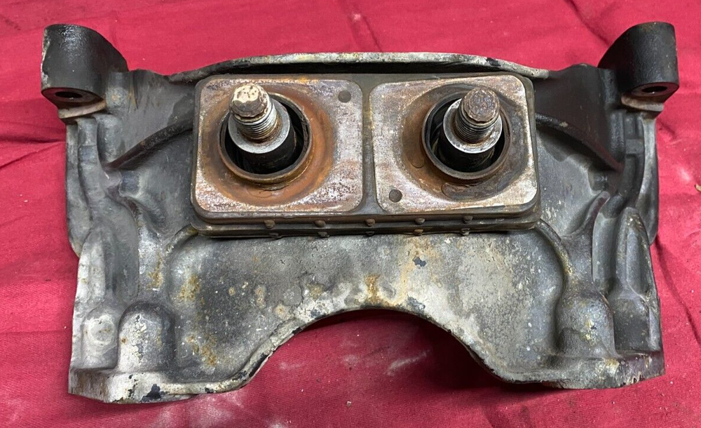 FRONT ENGINE MOUNT OEM, DETROIT DIESEL DD15 A472 223 1604 , BRACKET,SUPPORT