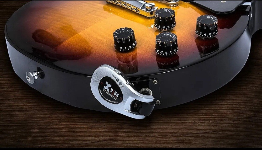 Xvive U2 Wireless System for Electric Guitars - Silver