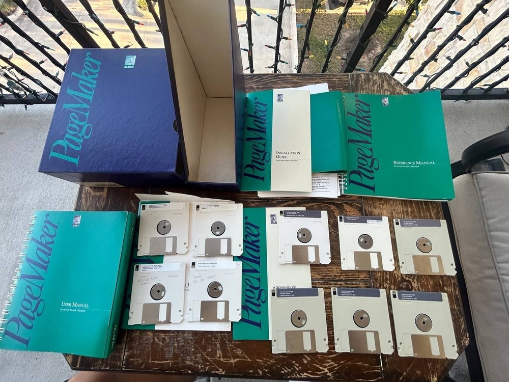 Aldus PageMaker Macintosh Boxed Software Large Disk Lot Manuals