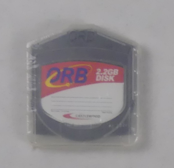ORB 2.2 GB Disk Castlewood with Plastic Protective Case Storage Media Diskette