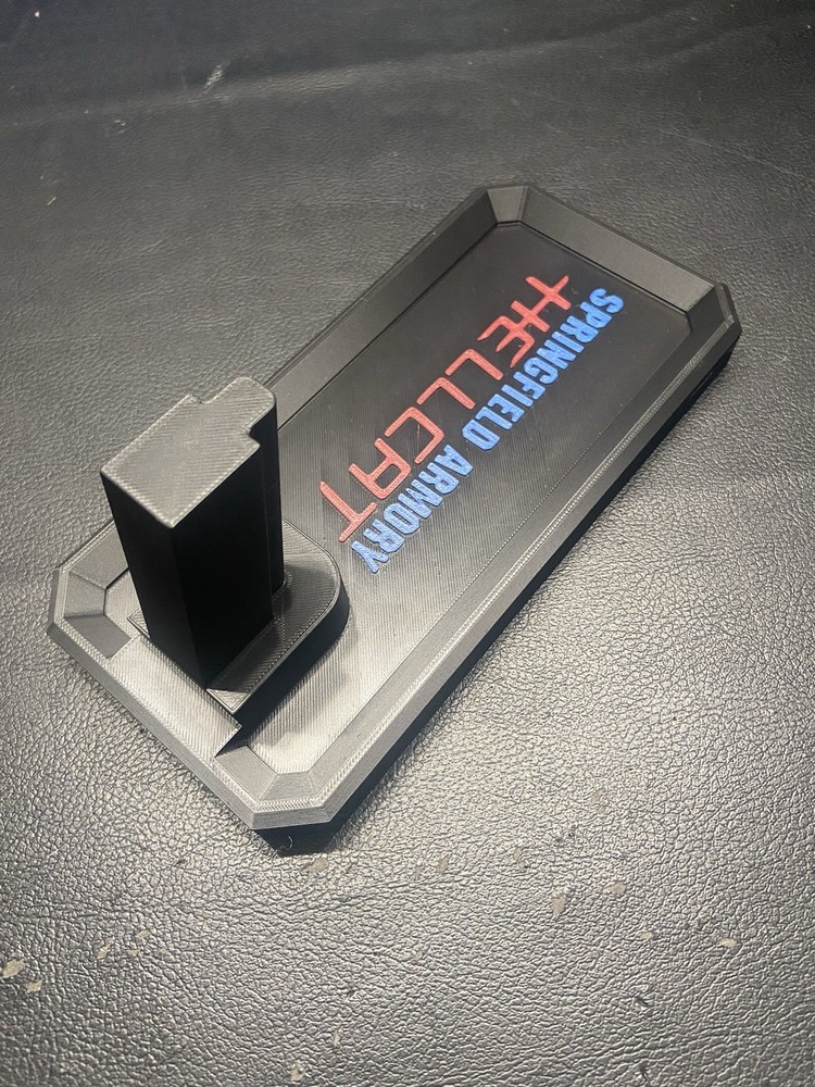 Springfield Armory Hellcat Pro pistol Stand