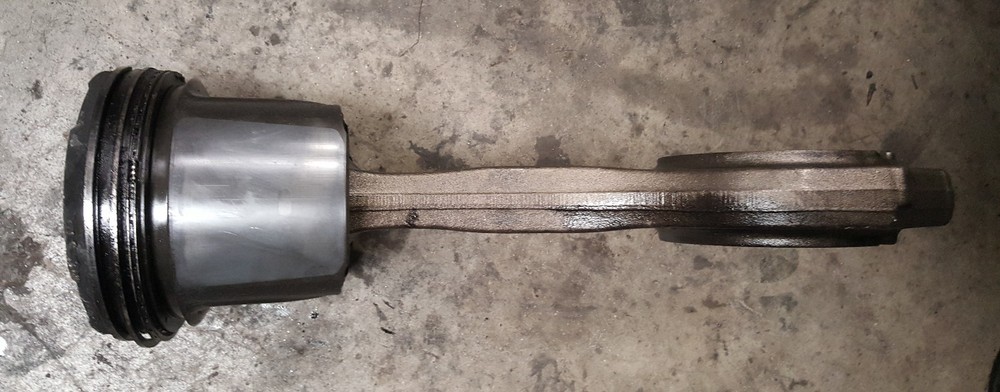 MAXXFORCE 13 ENGINE PISTON & CONNECTING ROD STU126011