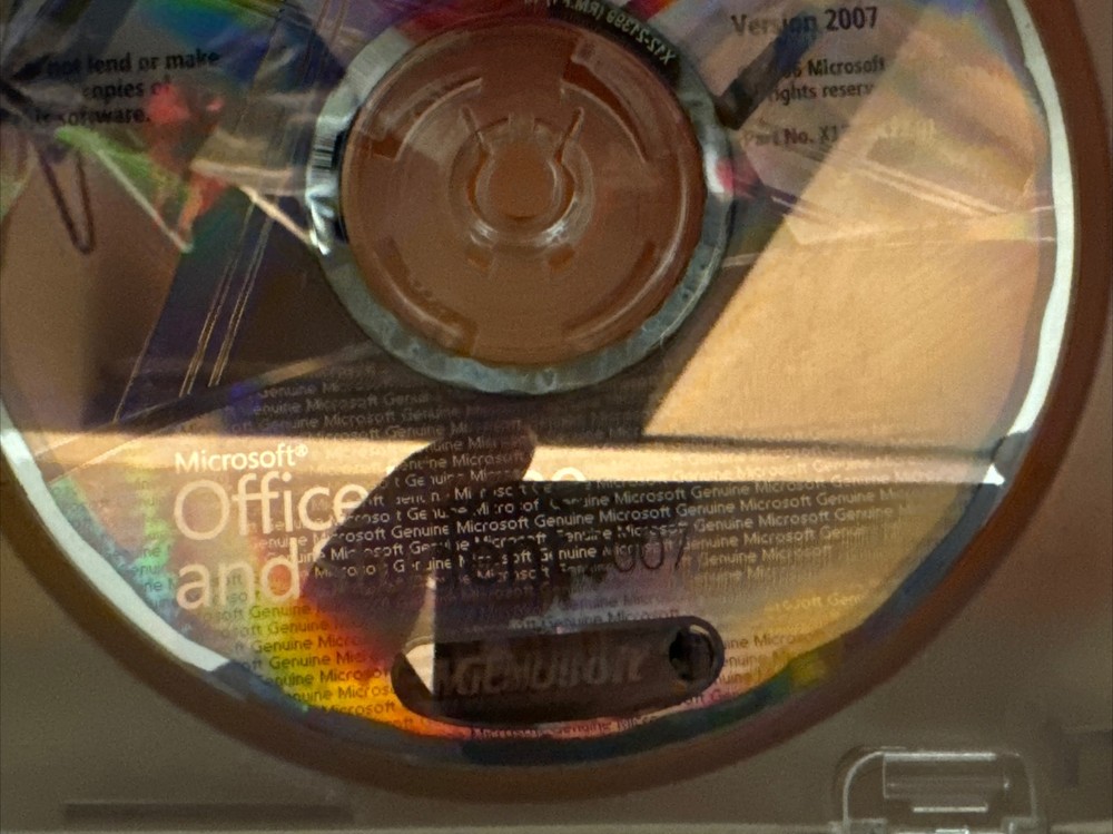 Microsoft MS Office 2007 Home & Student with Case and Product Key