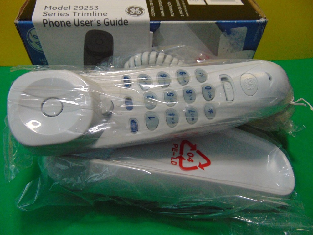 GE Slimline Phone Flash Function Easy-Dial Button 29253GE1 New in Box