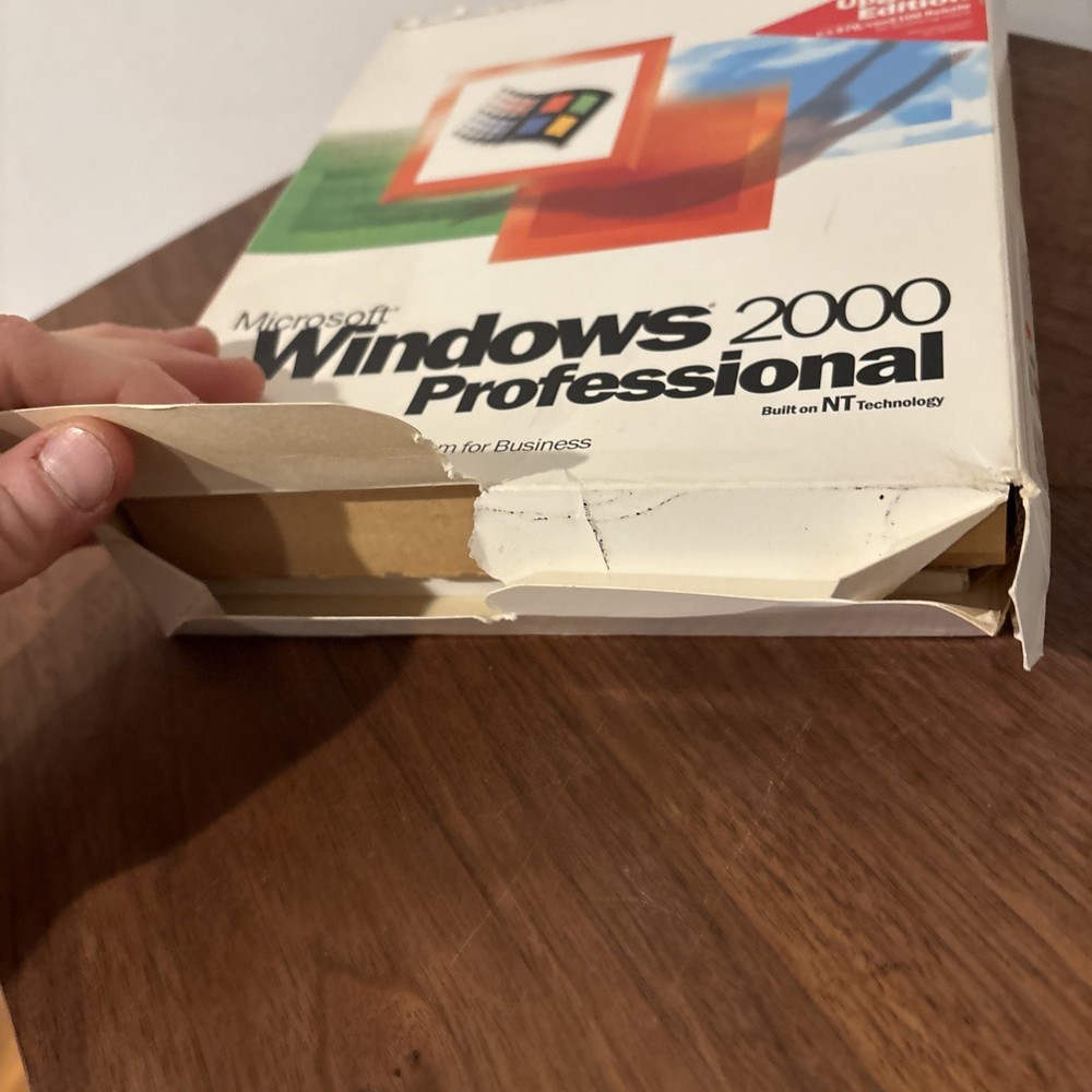 Microsoft Windows 2000 Professional Retail Box, Upgrade Version