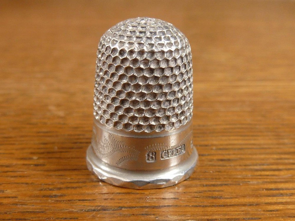 A nice antique Constantine & Floyd Thimble Hallmarked silver Chester 1893