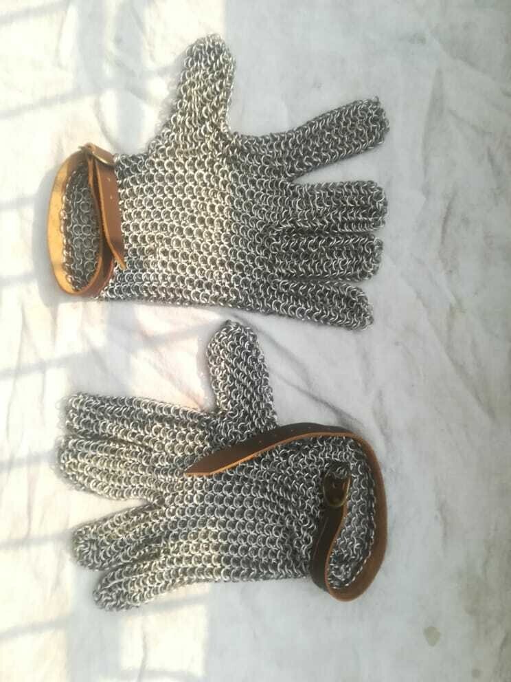 New Chainmail 6 mm Butted Gauntlet Pair Glove Armor  CH021