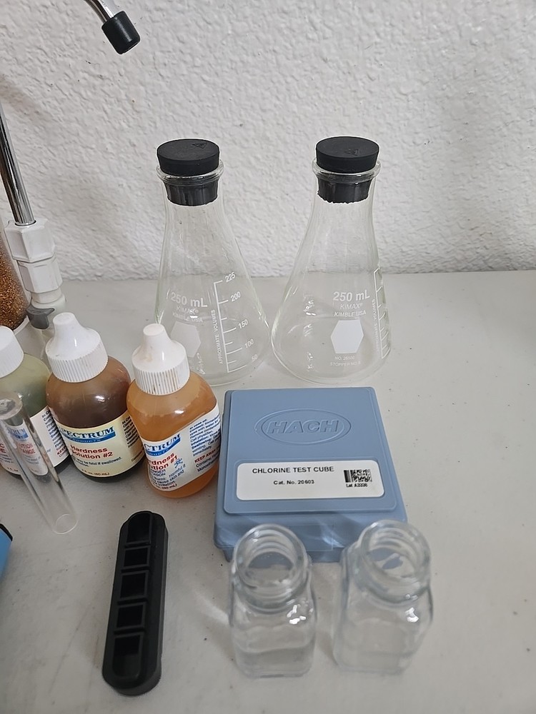 Hach Test Kit Pool Water Chlorine