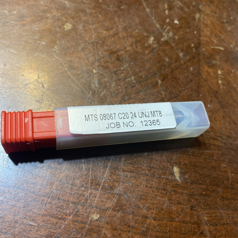 MTS 08067 C20 24 UNJ MT8 Solid Carbide Thread Mill (D6)