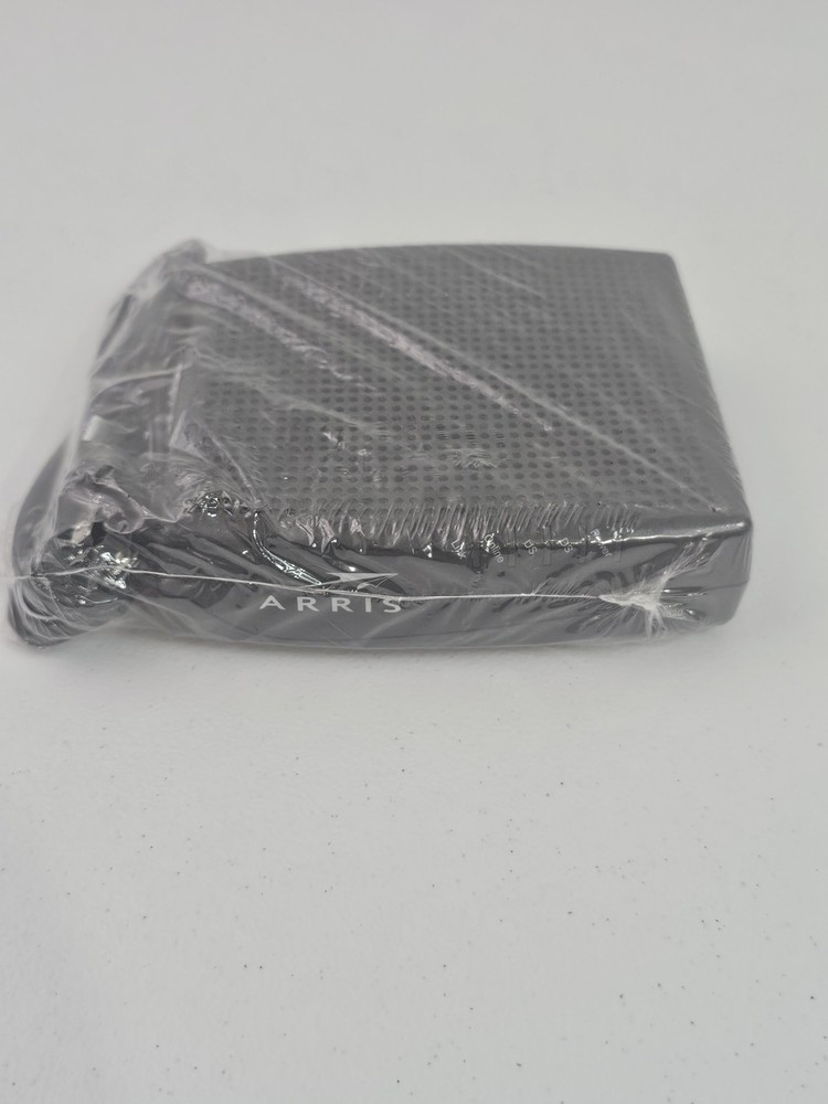 Arris Cable Modem Model CM820A With Power Cord