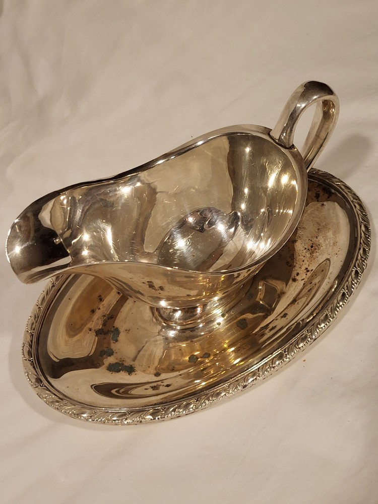 WM RODGERS  EVANDALE 783 SILVER PLATED CREAMER