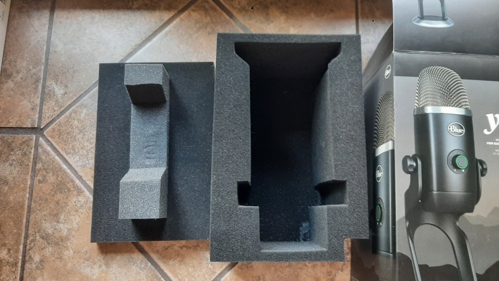 Empty Box Only from Yeti-x microphone
