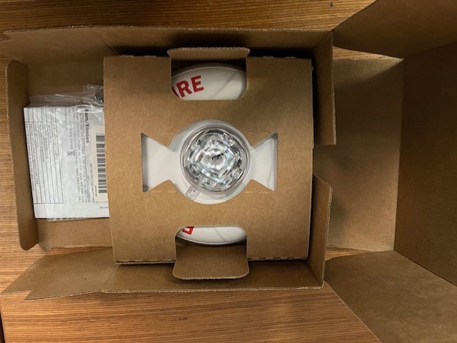 SYSTEM SENSOR SCWH CEILING STROBE WHITE HIGH CANDELA; NEW in OPEN Box