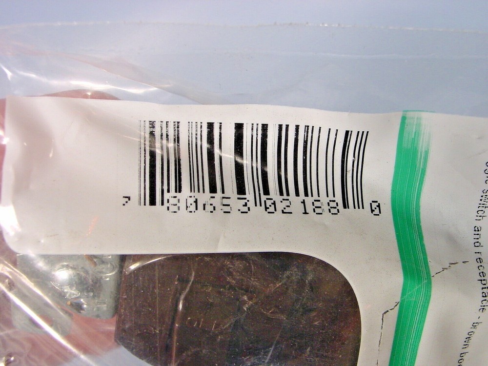 *Diversitech ED5225 TOGGLE SWITCH & RECEPTACLE with Indicator, 15 A