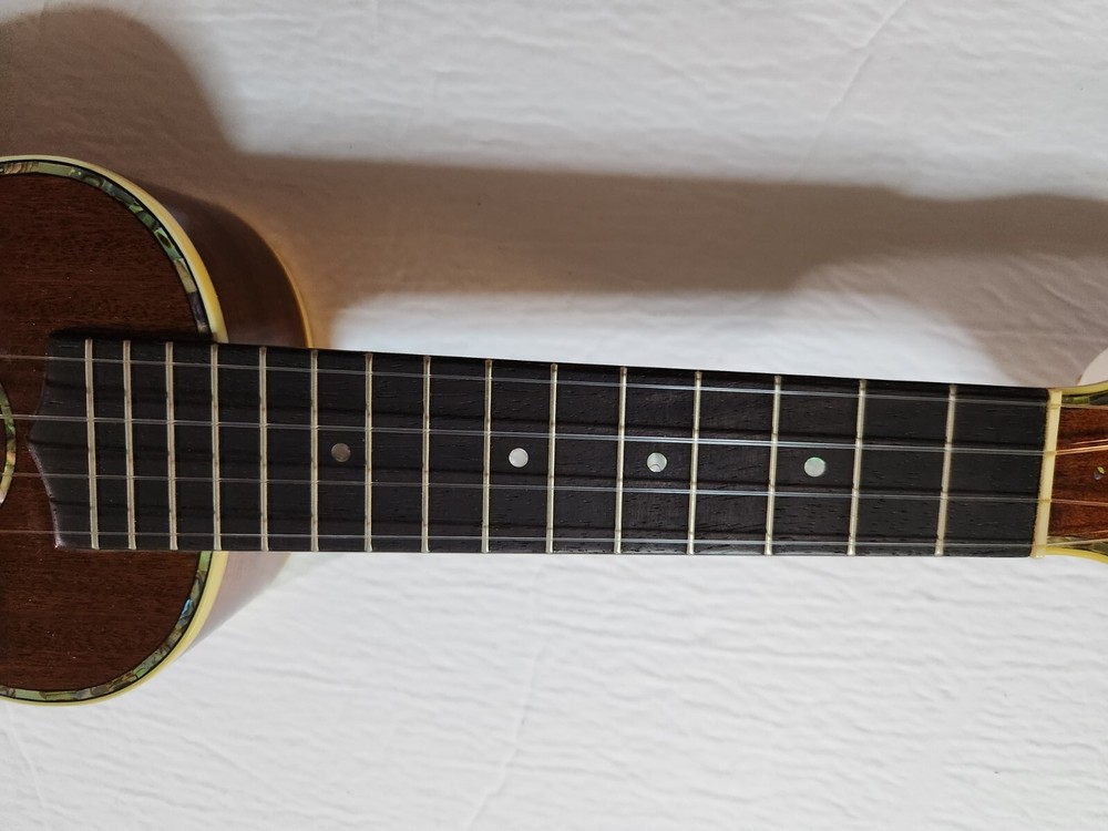 Solid Wood Ukulele Style 5