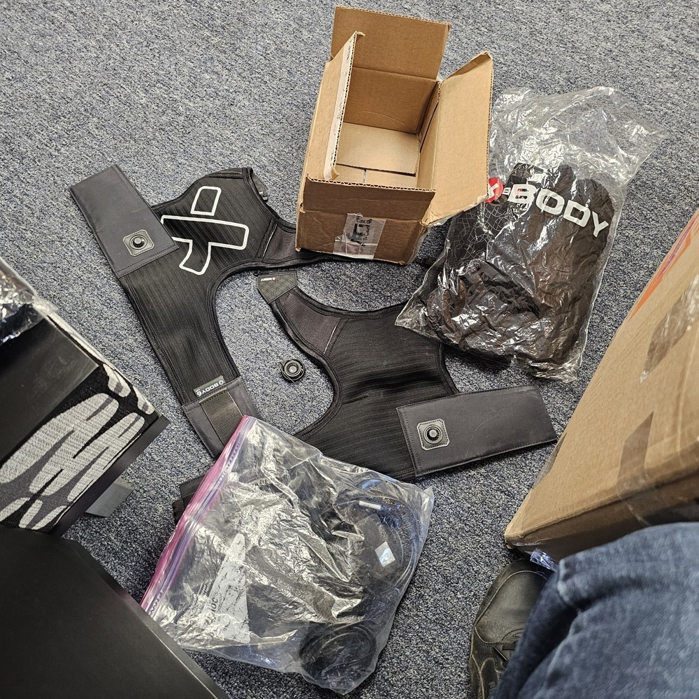 Complete Katalyst EMS Body Training System; Suit Size L; Arms sz M; barely use