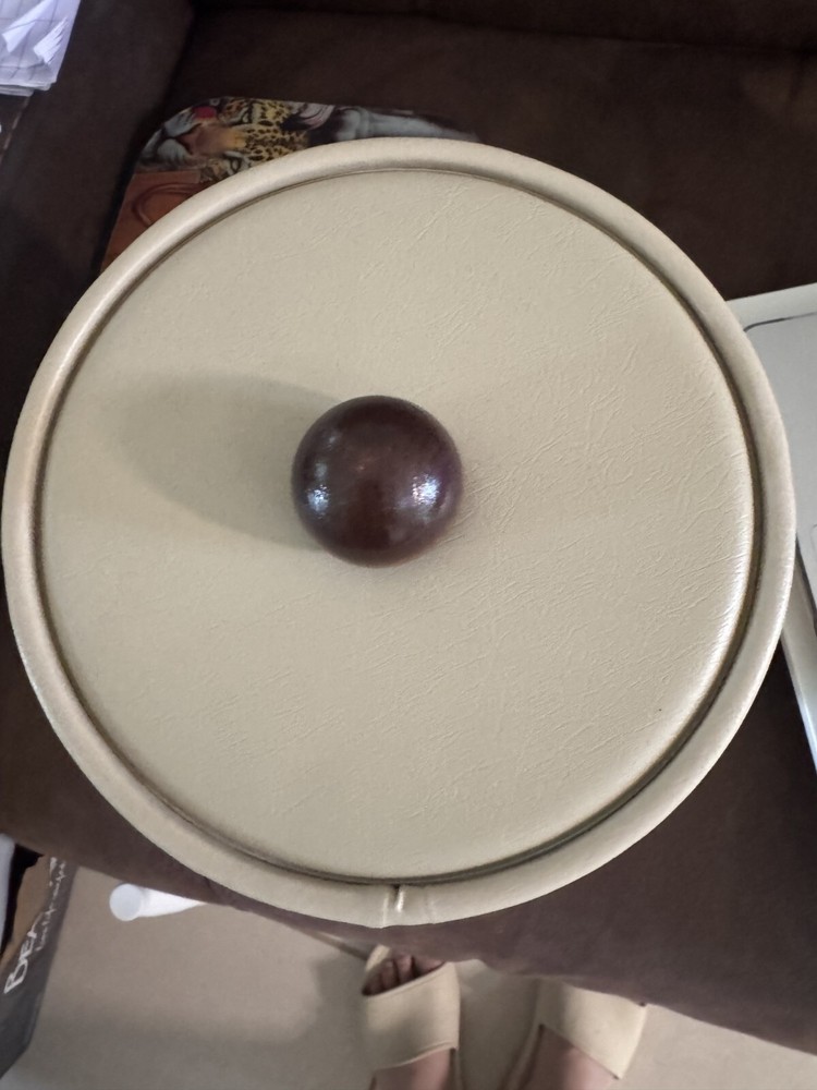 Jar faux beige leather