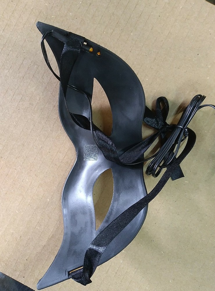 Light Up Mask With Battery Pack