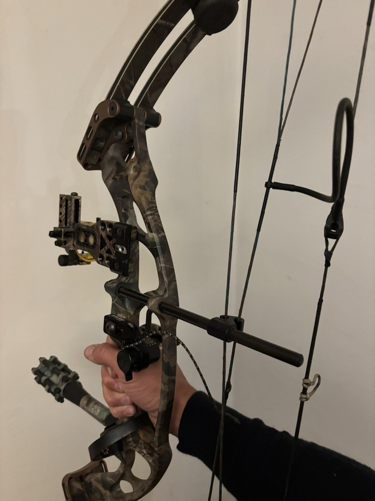 Hoyt Vipertec Left Hand Bow Package