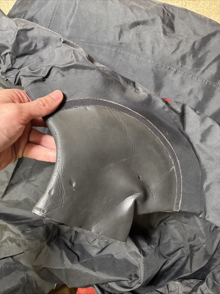 O'NEILL BOOST DRYSUIT SIZE SMALL. Seals Need Repaired.