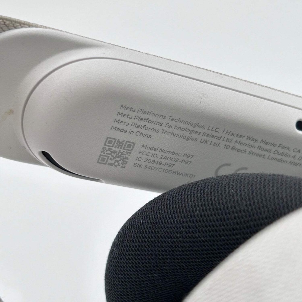 Meta Quest 3S 128GB VR System P97