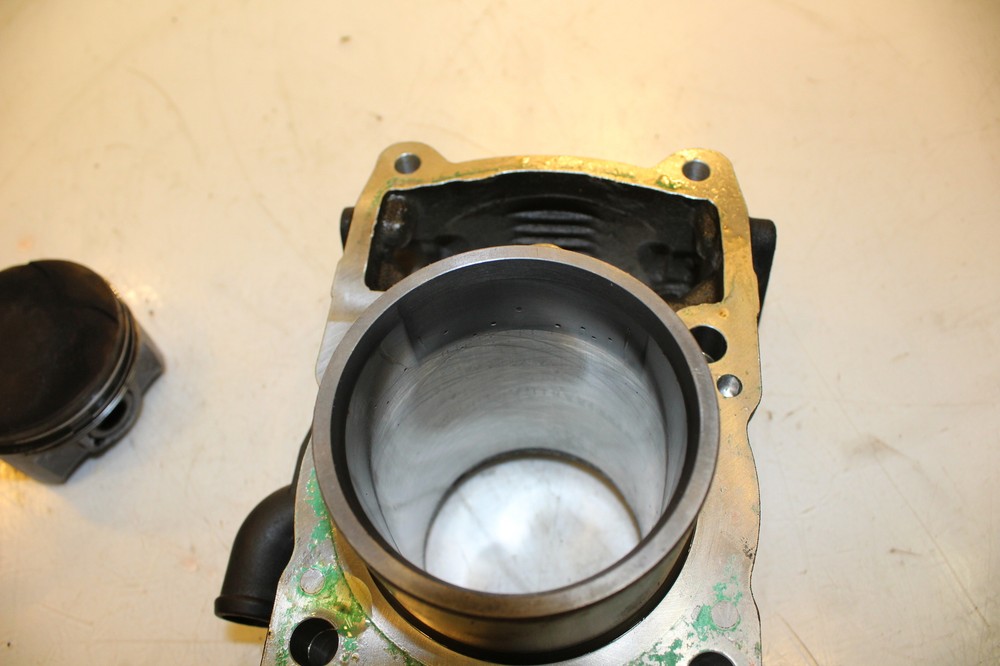 2018 Harley Davidson XG 500 Engine Motor Piston Cylinders Block Jug 16800015A