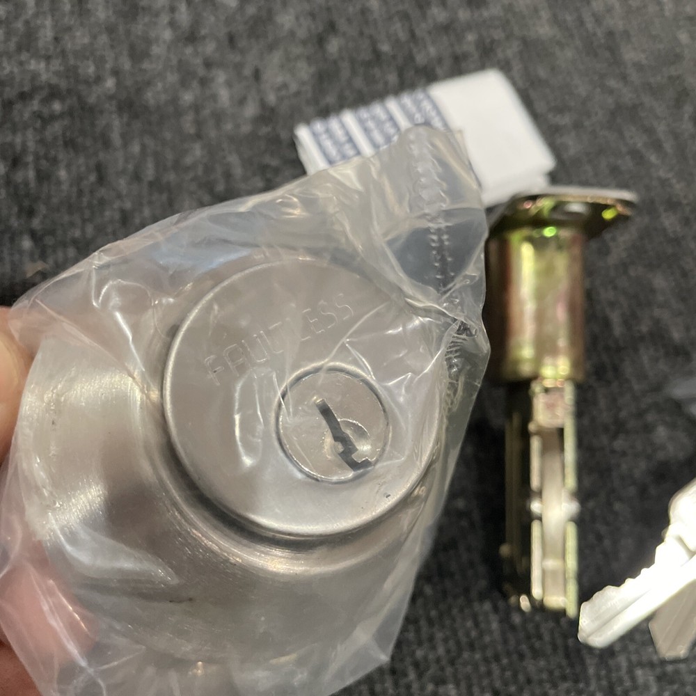 Fautless Single Cylinder D261 Stainless Steel Deadbolt Locks