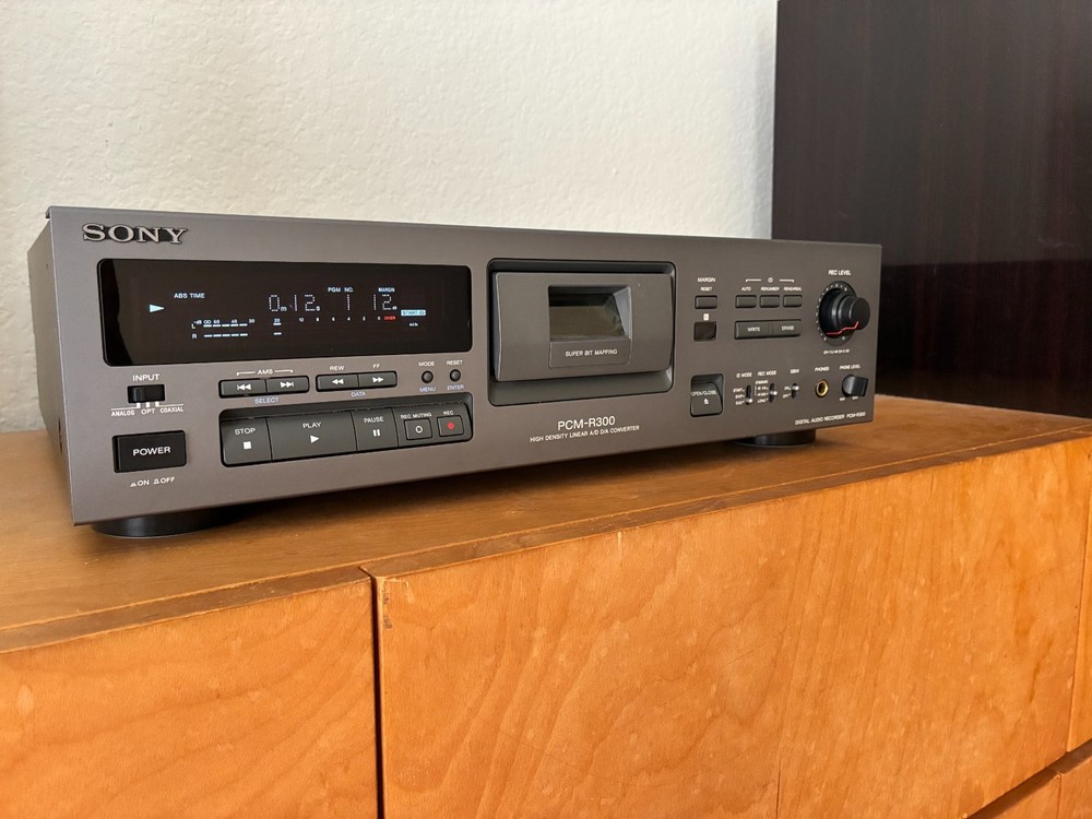 SONY PCM R300 DAT Deck