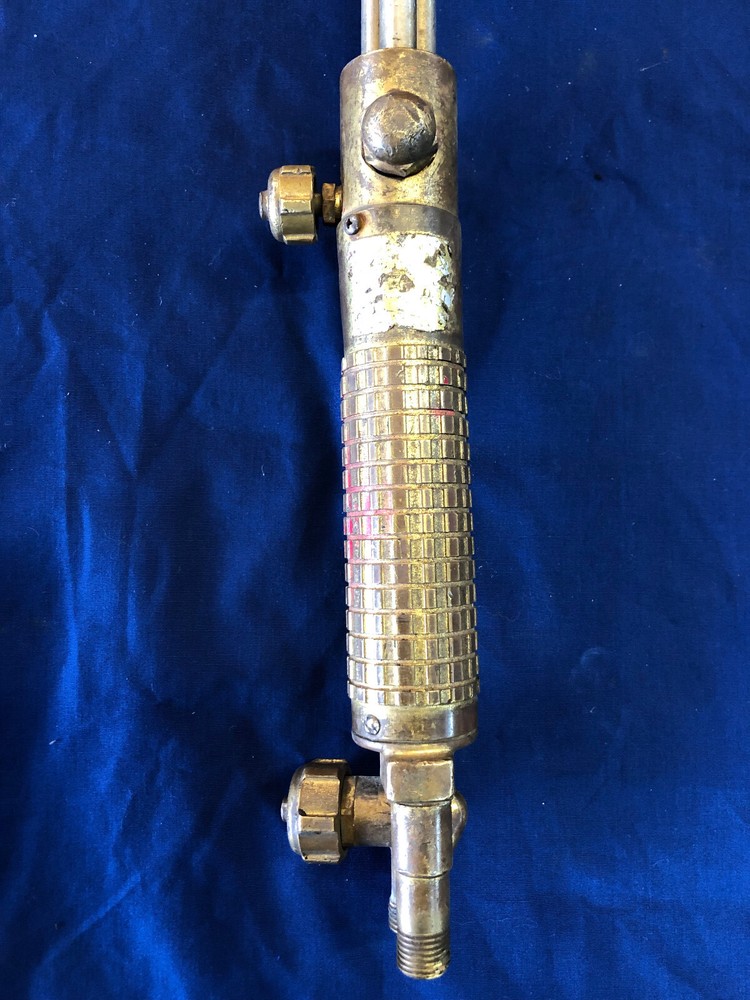 UNKNOWN Cutting and Heating Torch - No Tip - Used