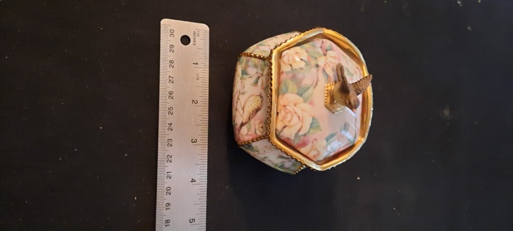 porcelain Sparrow Triket Box