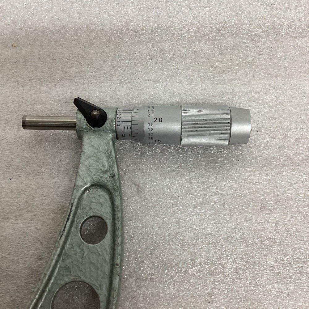 MITUTOYO 11-12" OUTSIDE MICROMETER .0001 ~ 103-226A