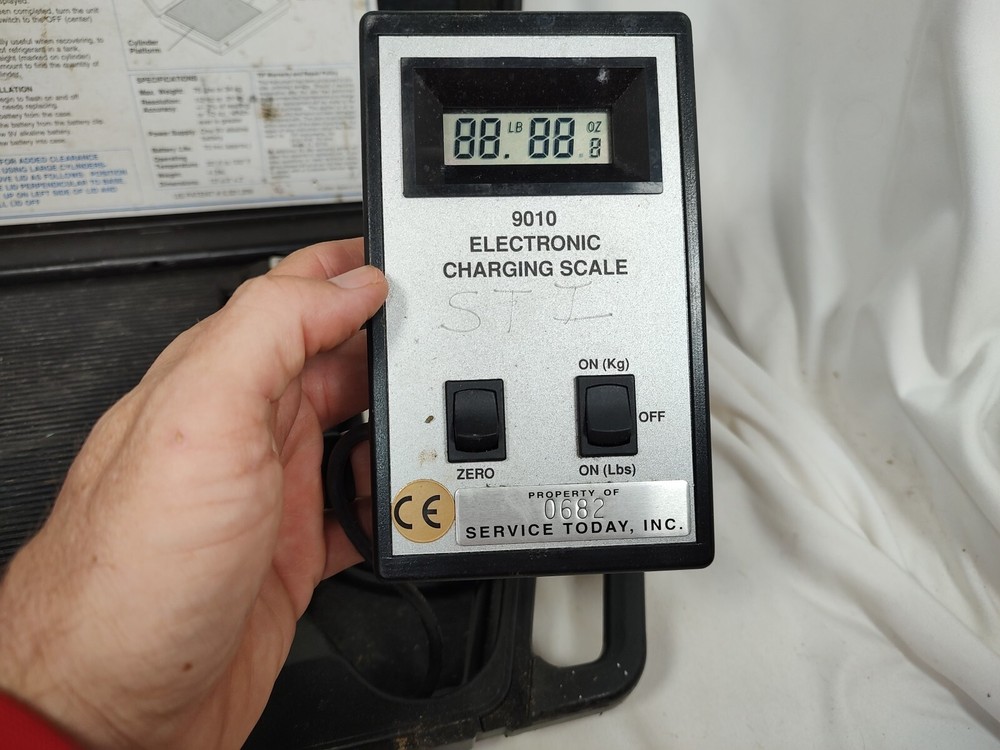 9010 Slimline Electronic Refrigerant Charging Scale - Tif Instruments