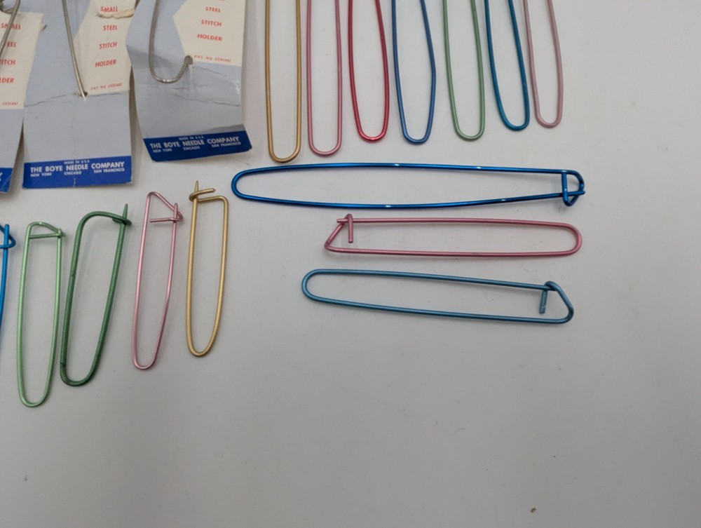 19 Vintage Stitch Holder Knitting tool.