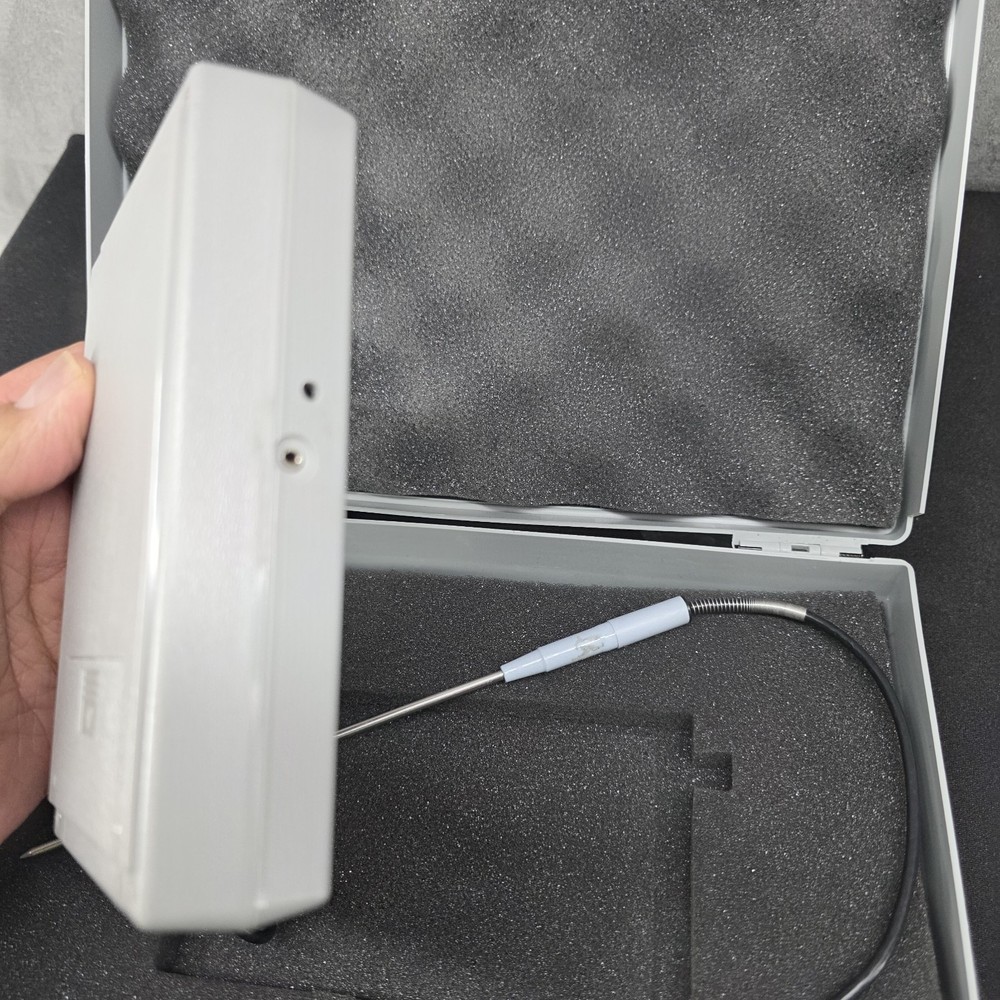 Traceable Digital Thermometer with Probe & Carry Case, Data Log. 50 Memory