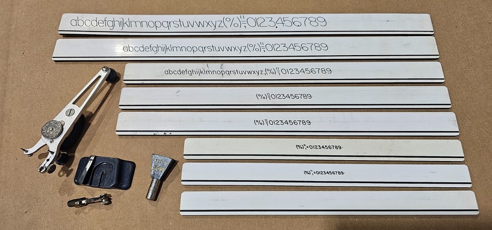 Keufell & Esser Lettering Set.